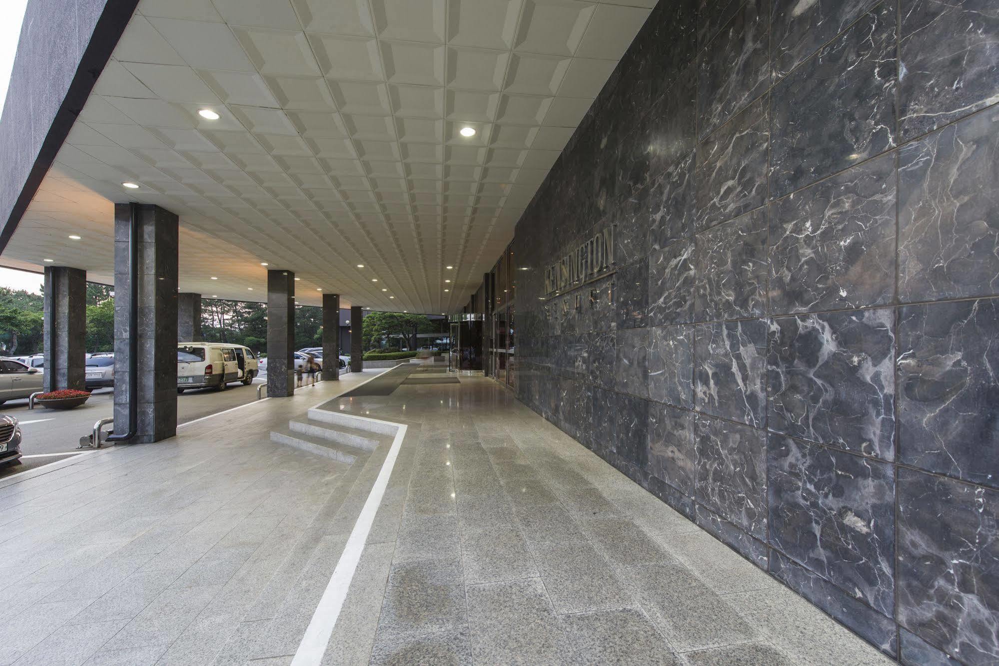 Kensington Resort Seorak Beach Sokcho Ngoại thất bức ảnh
